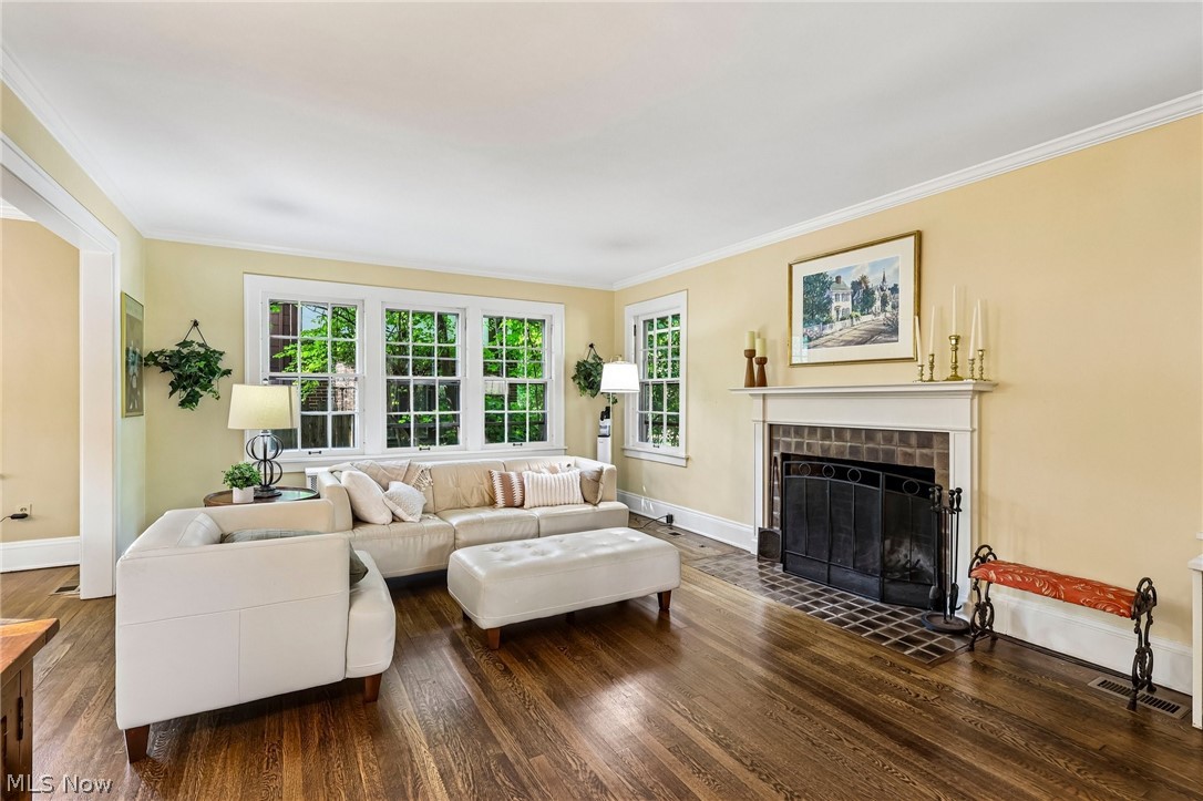 3114 Warrington Road Shaker Heights OH 44120