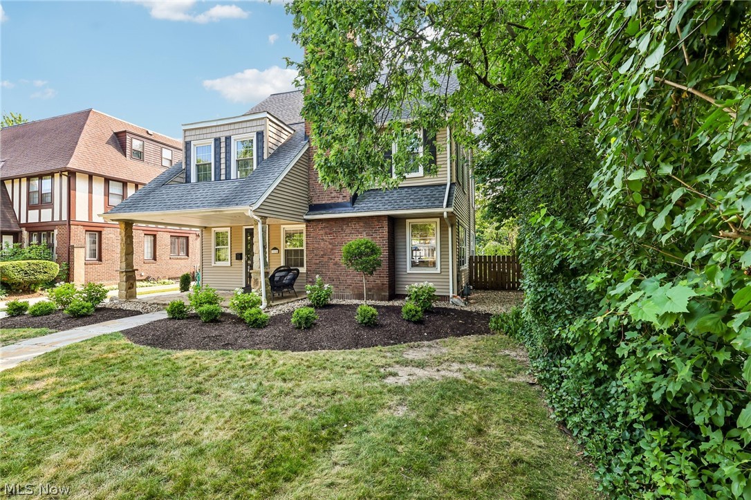 3114 Warrington Road Shaker Heights OH 44120