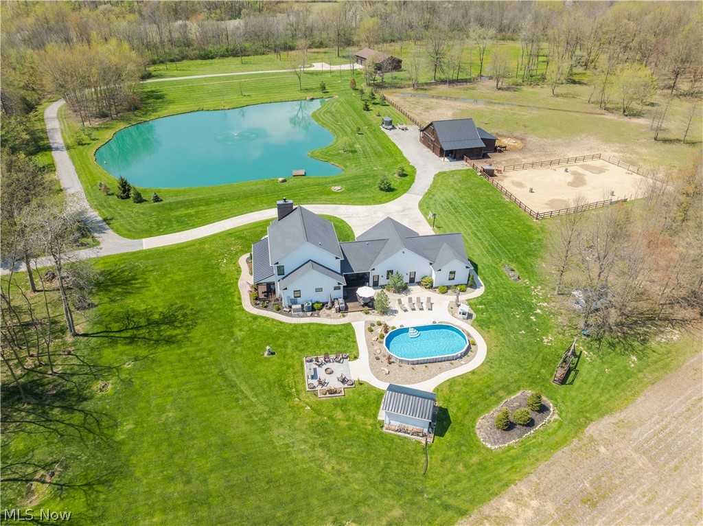 16159 Salem Church Street NE Alliance OH 44601