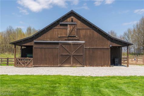 16159 Salem Church Street NE Alliance OH 44601