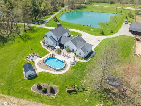 16159 Salem Church Street NE Alliance OH 44601