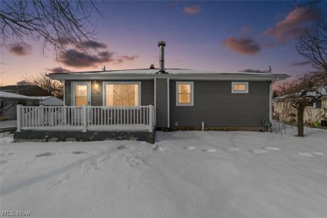128 Oakwood Drive Avon Lake OH 44012