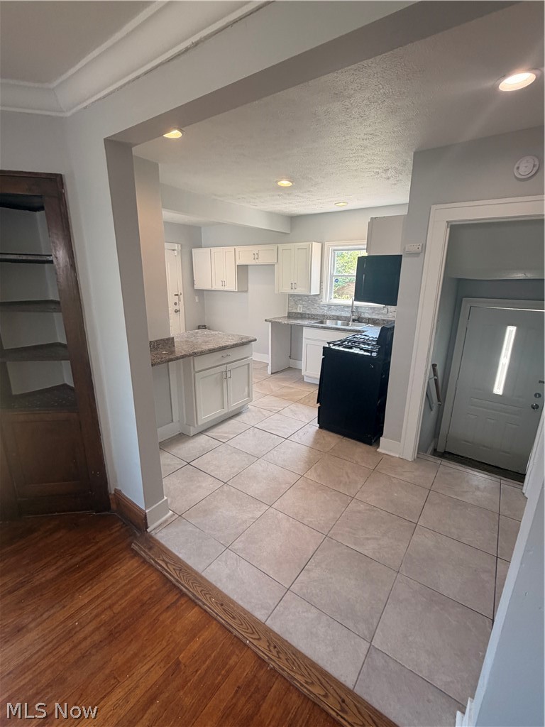 2123 Hampstead Road Cleveland Heights OH 44118