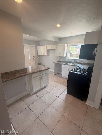 2123 Hampstead Road Cleveland Heights OH 44118