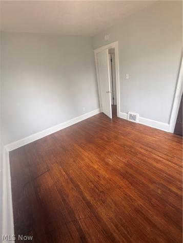 2123 Hampstead Road Cleveland Heights OH 44118