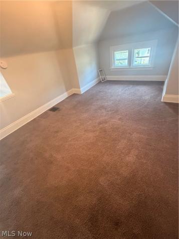2123 Hampstead Road Cleveland Heights OH 44118