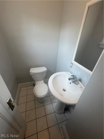 2123 Hampstead Road Cleveland Heights OH 44118