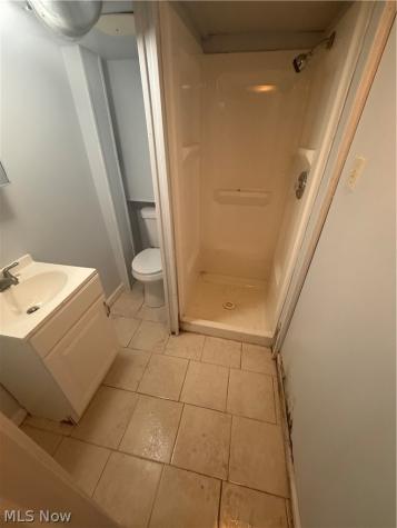 2123 Hampstead Road Cleveland Heights OH 44118