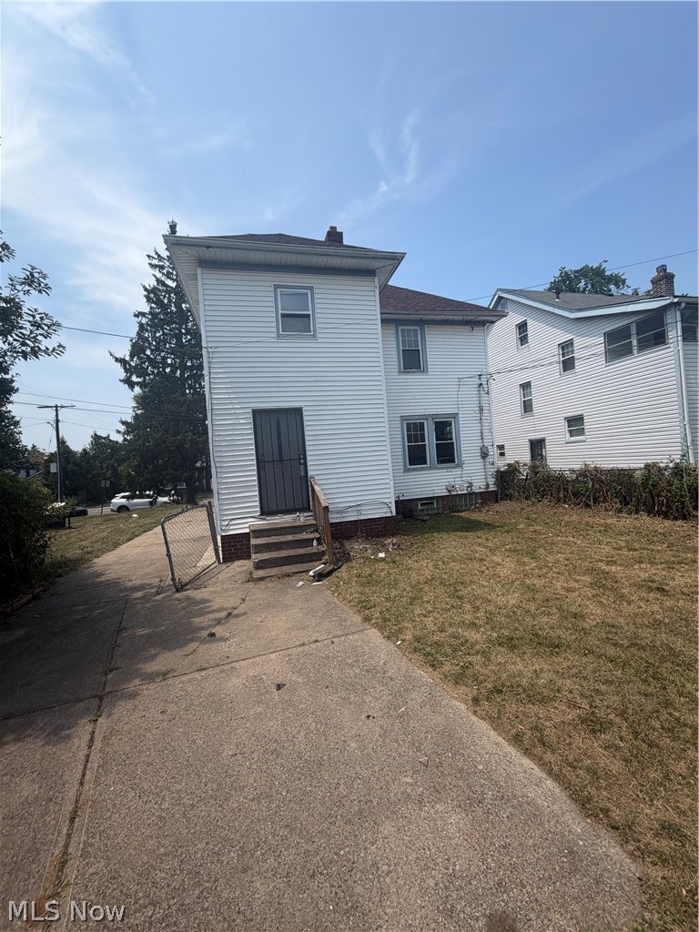 2123 Hampstead Road Cleveland Heights OH 44118