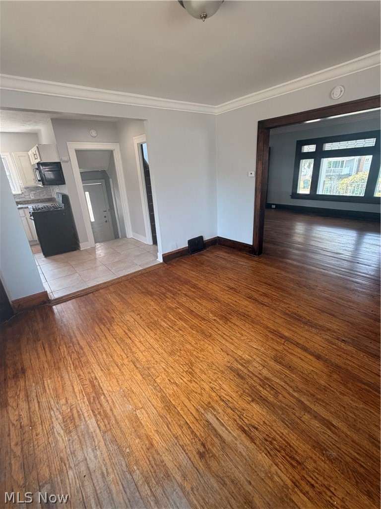 2123 Hampstead Road Cleveland Heights OH 44118