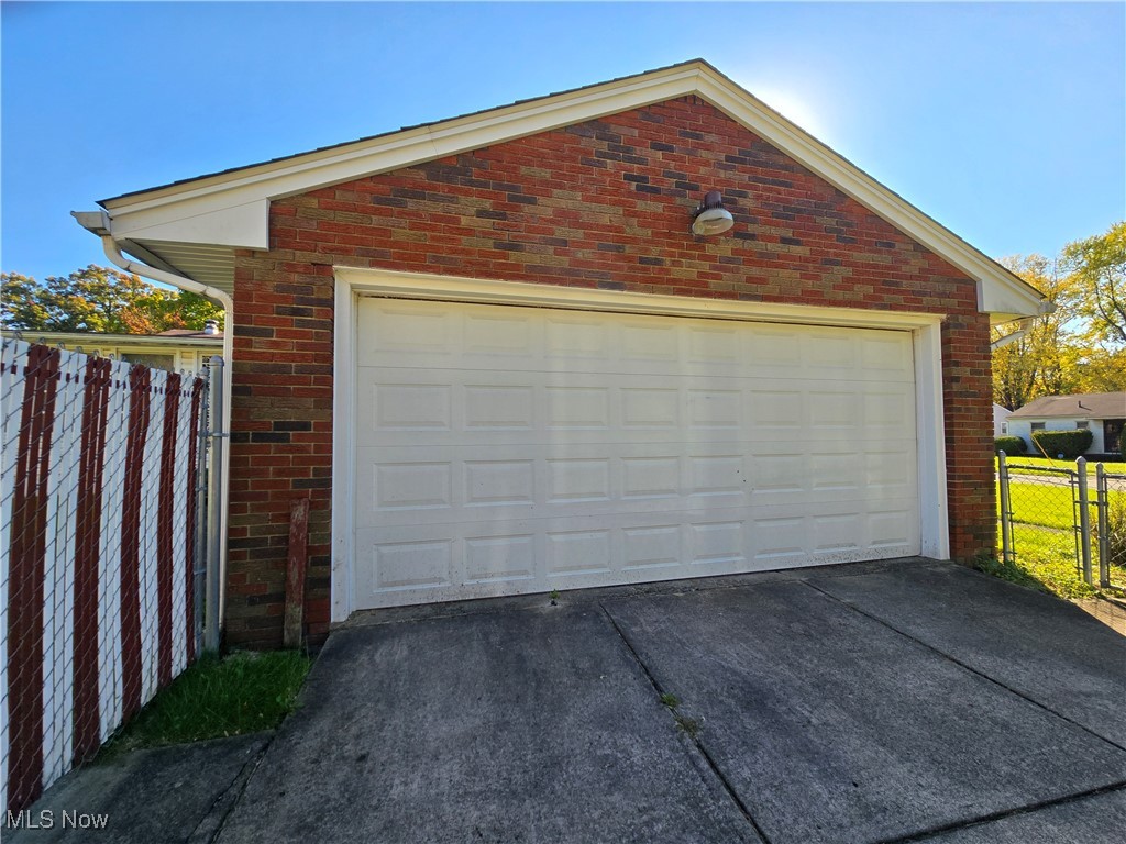 575 Woodside Avenue Youngstown OH 44505
