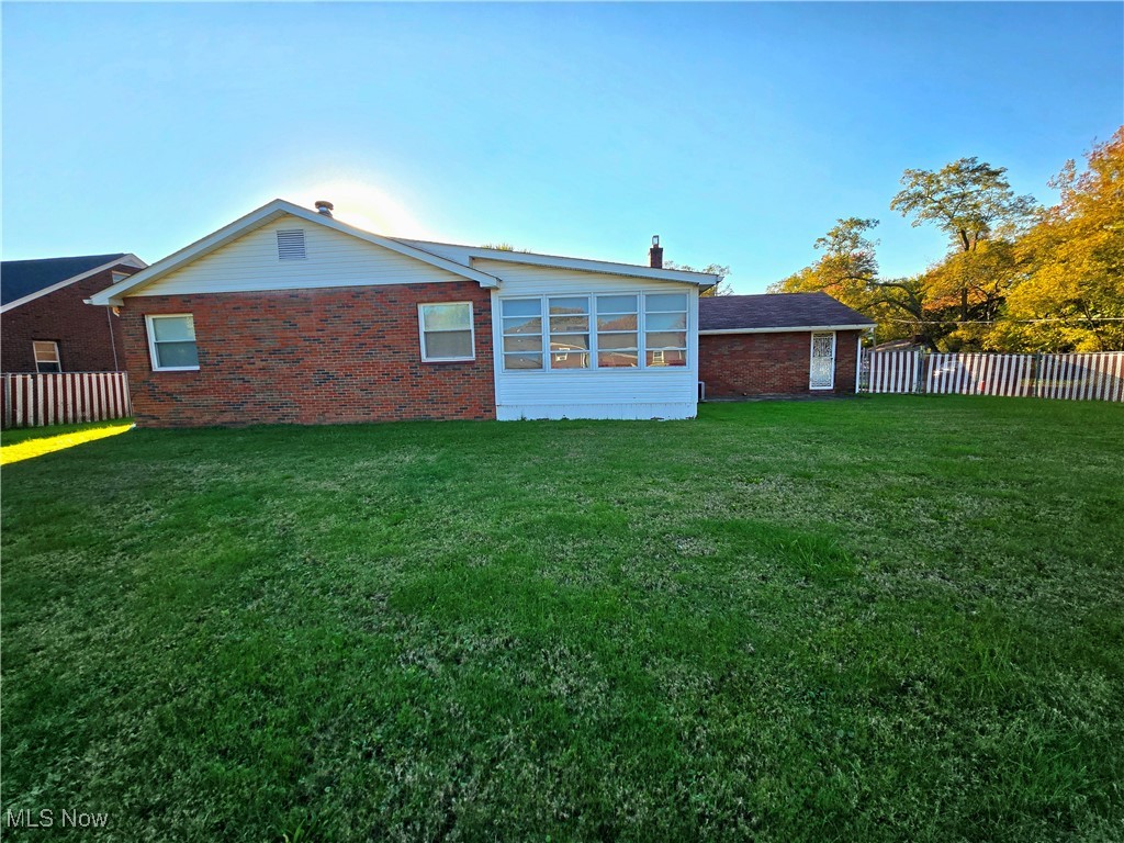 575 Woodside Avenue Youngstown OH 44505