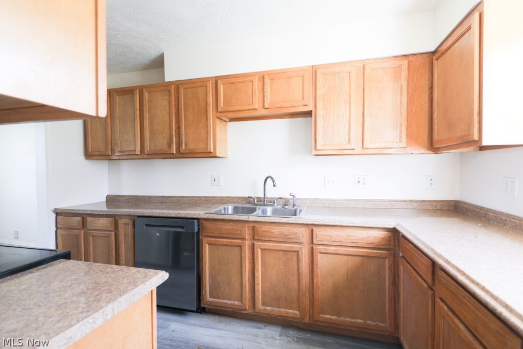 855 Newgarden Avenue Salem OH 44460