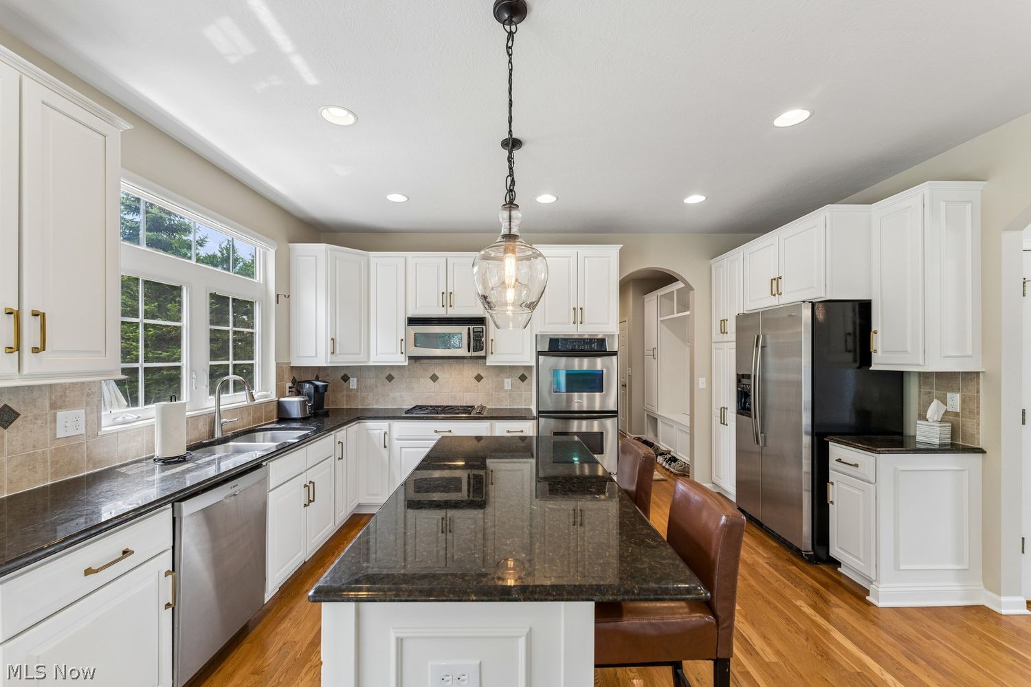 32101 Ventanas Circle Avon Lake OH 44012
