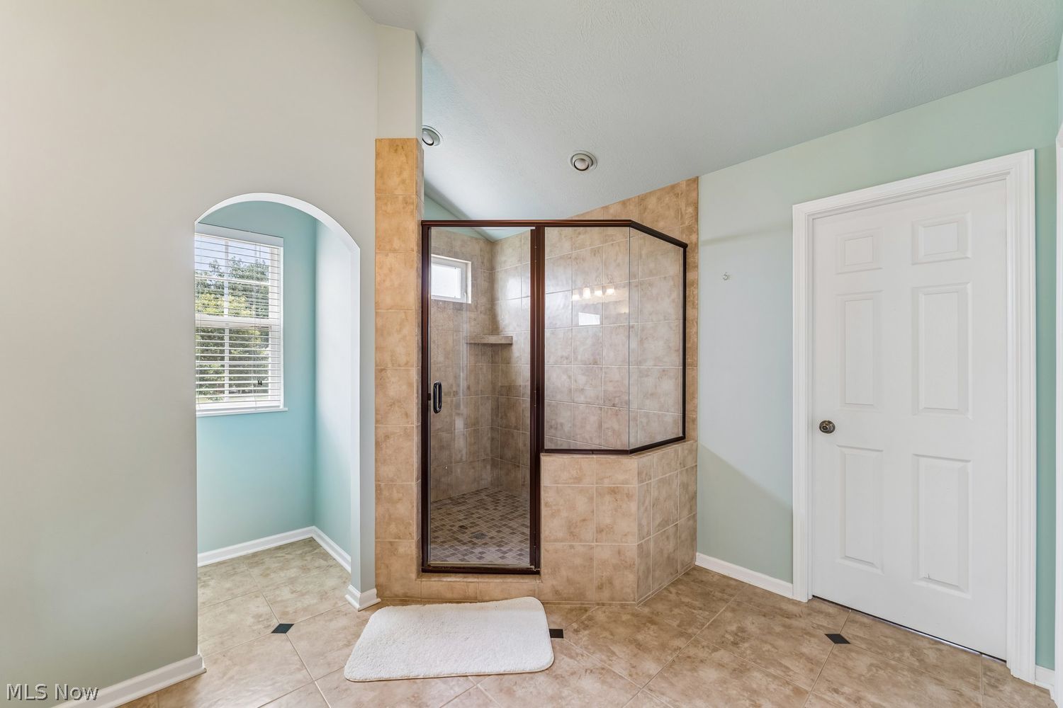 32101 Ventanas Circle Avon Lake OH 44012