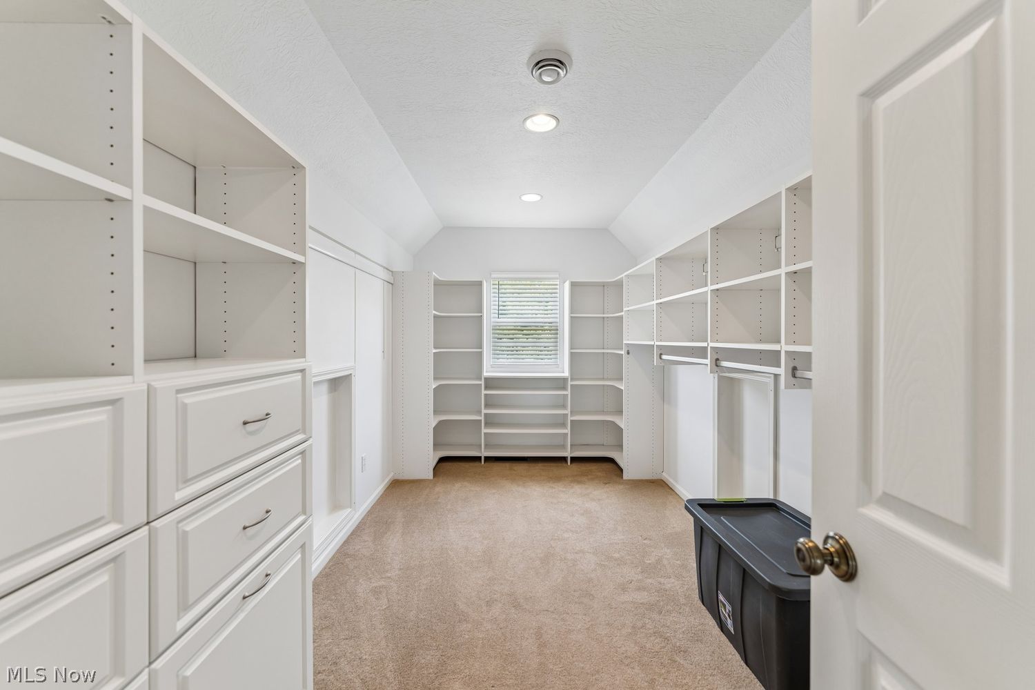 32101 Ventanas Circle Avon Lake OH 44012