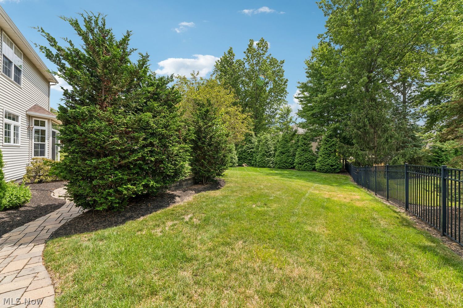 32101 Ventanas Circle Avon Lake OH 44012