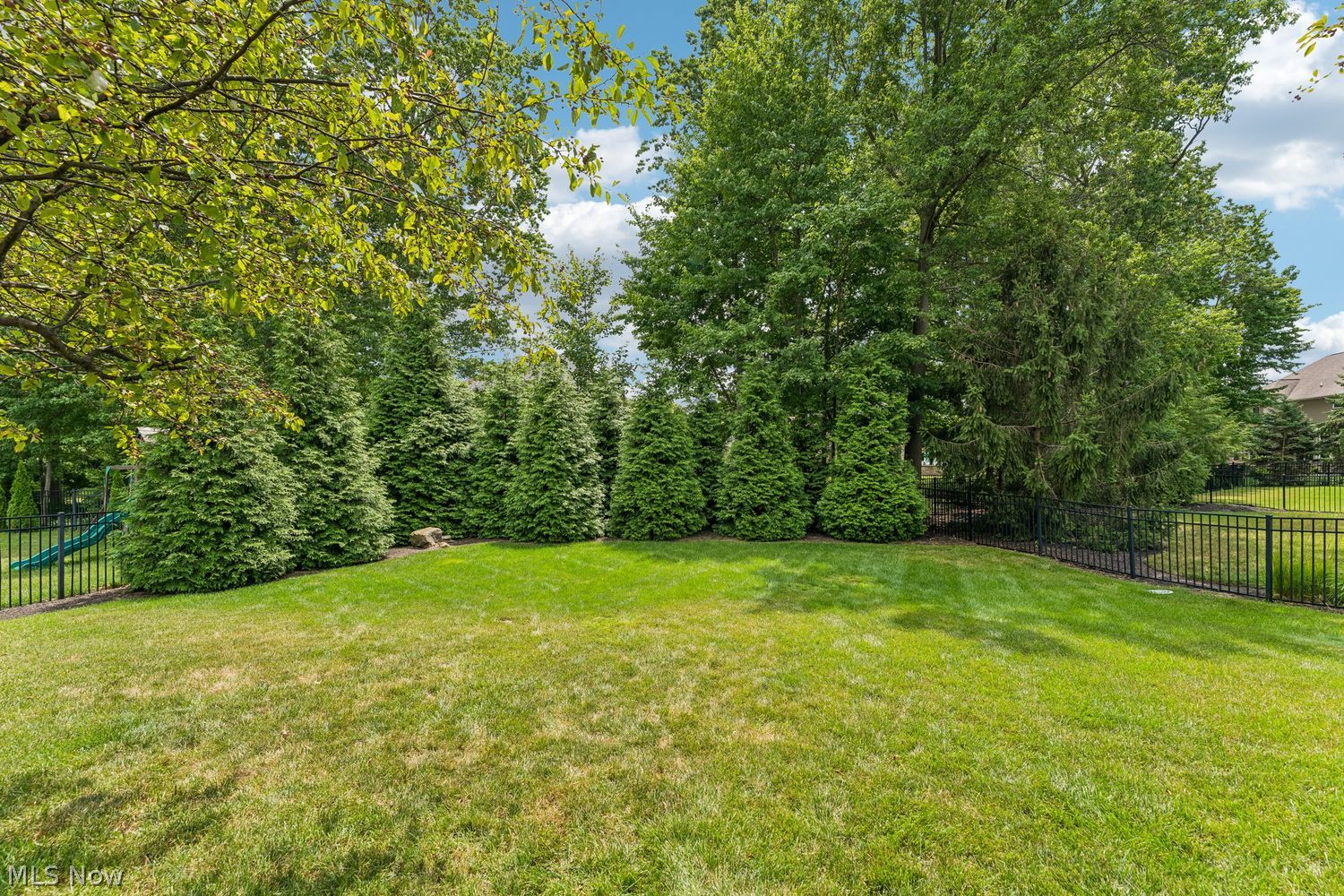 32101 Ventanas Circle Avon Lake OH 44012