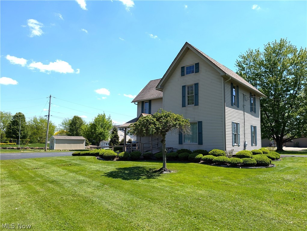 17991 Mahoning Avenue Lake Milton OH 44429