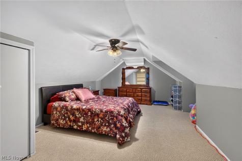 1611 32nd Street NE Canton OH 44714