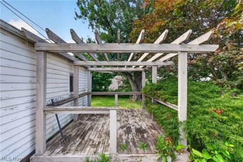 1611 32nd Street NE Canton OH 44714