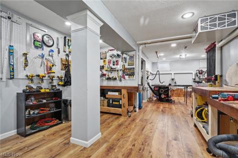 20143 Kylemore Drive Strongsville OH 44149