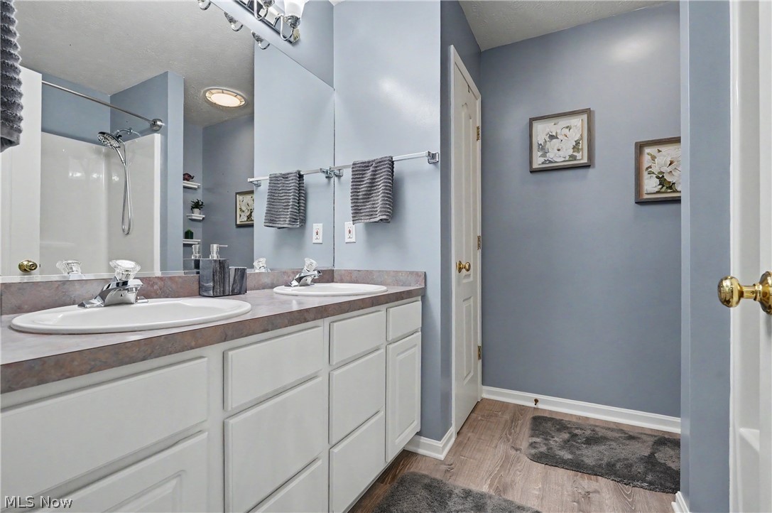 20143 Kylemore Drive Strongsville OH 44149