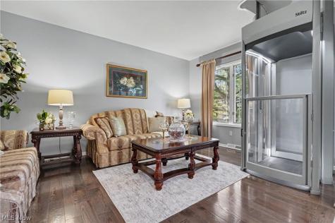 20143 Kylemore Drive Strongsville OH 44149