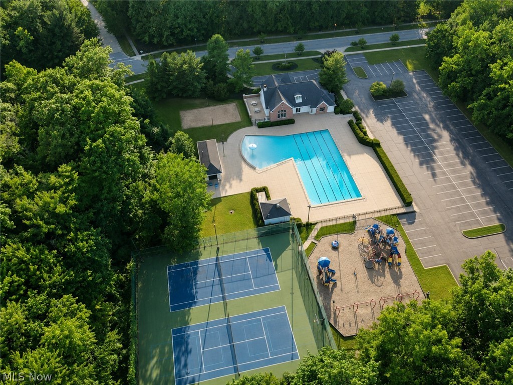 20143 Kylemore Drive Strongsville OH 44149