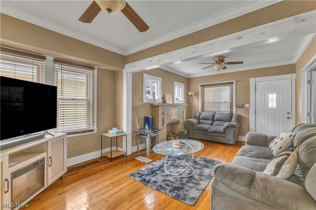 5821 Merkle Avenue Parma OH 44129