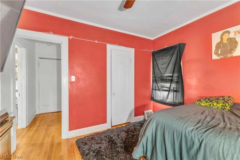 5821 Merkle Avenue Parma OH 44129
