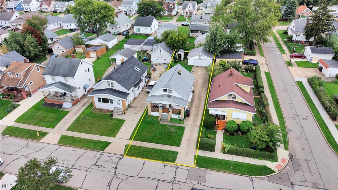 5821 Merkle Avenue Parma OH 44129