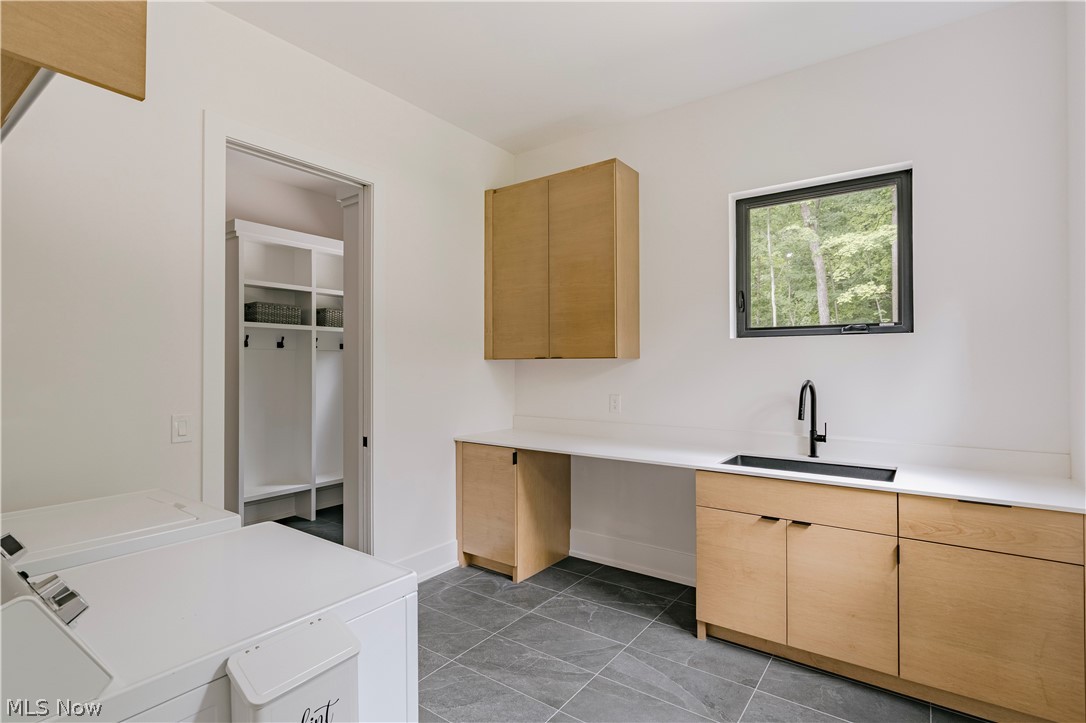 8070 Tulip Lane Chagrin Falls OH 44023