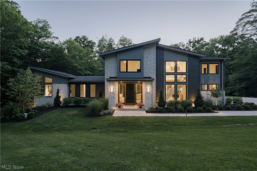 8070 Tulip Lane Chagrin Falls OH 44023