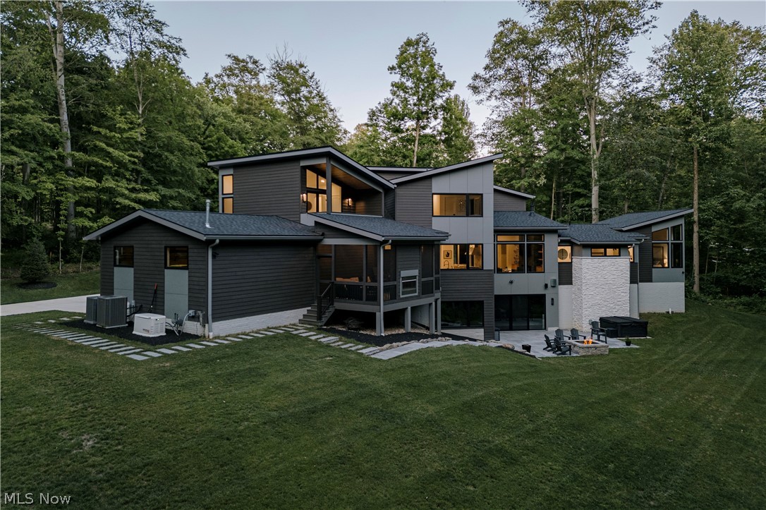 8070 Tulip Lane Chagrin Falls OH 44023