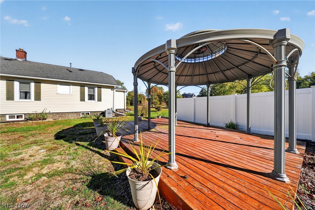 6008 N Ridge W Ashtabula OH 44004