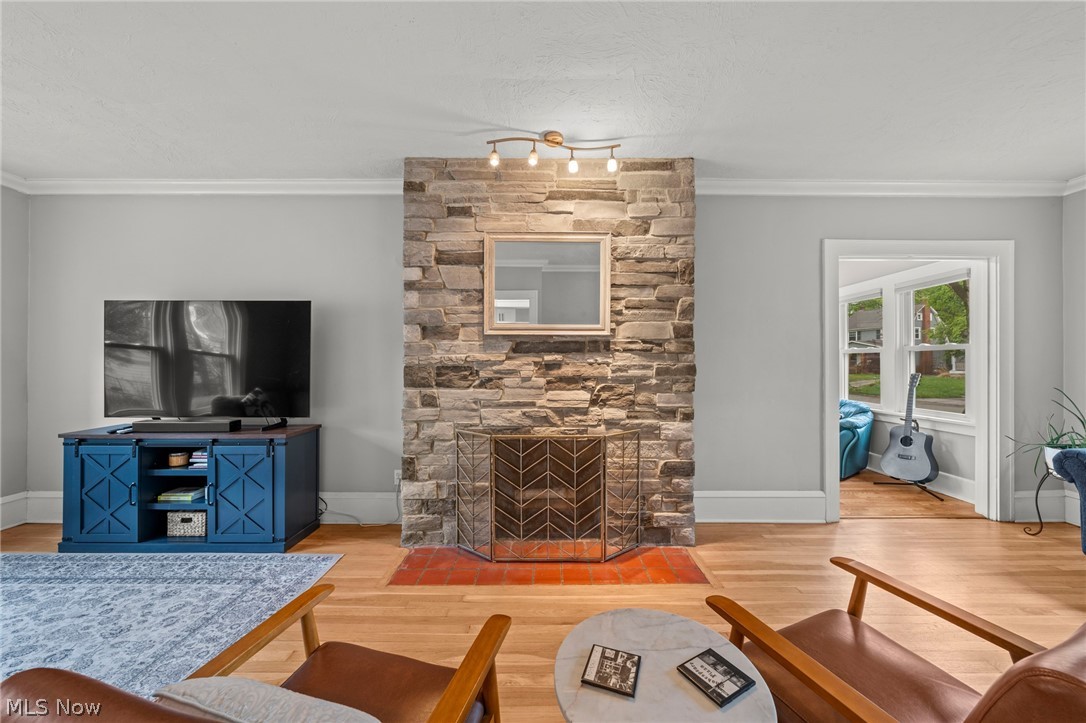 3273 Meadowbrook Boulevard Cleveland Heights OH 44118