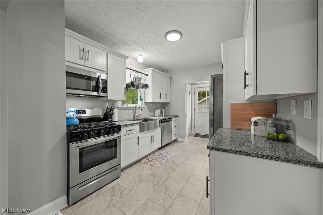 3273 Meadowbrook Boulevard Cleveland Heights OH 44118