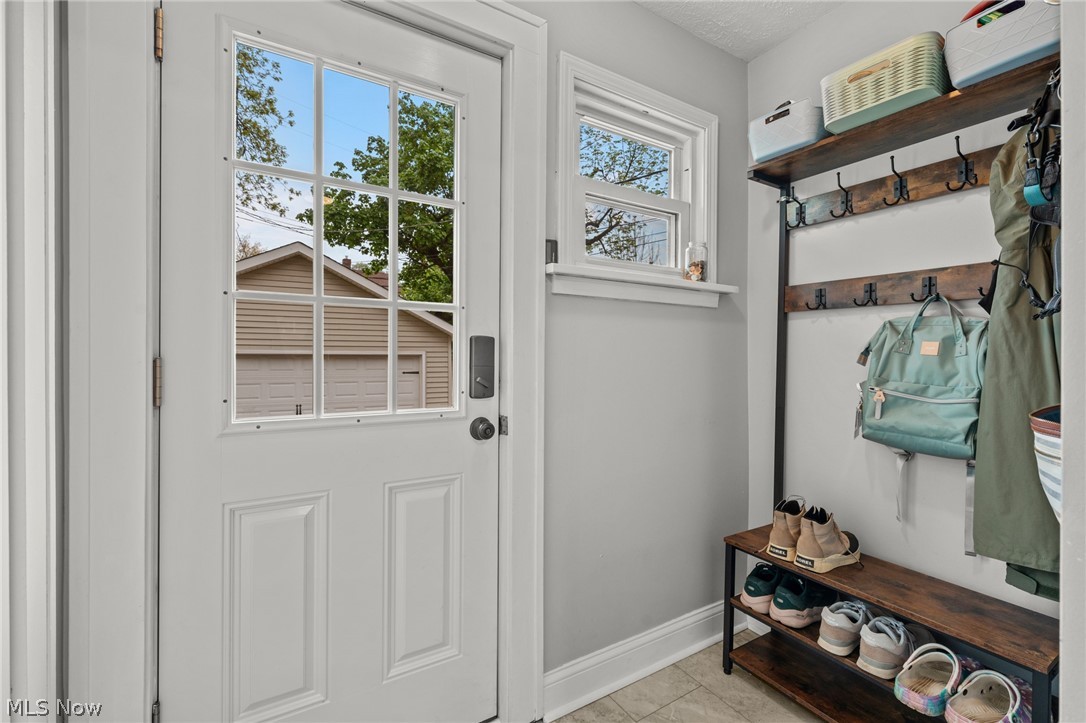 3273 Meadowbrook Boulevard Cleveland Heights OH 44118