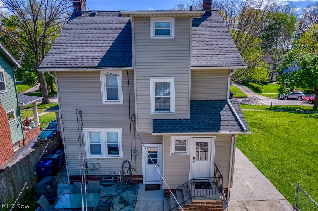 3273 Meadowbrook Boulevard Cleveland Heights OH 44118