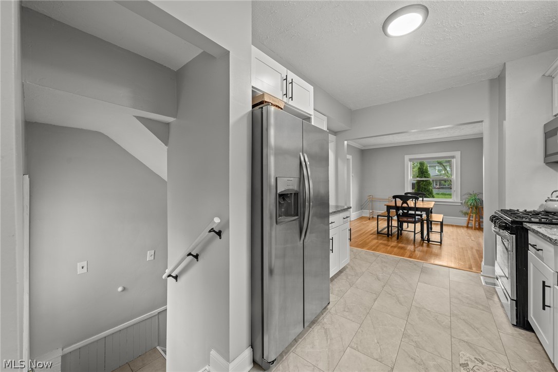 3273 Meadowbrook Boulevard Cleveland Heights OH 44118