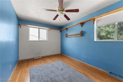 7643 Key West Drive Parma OH 44134
