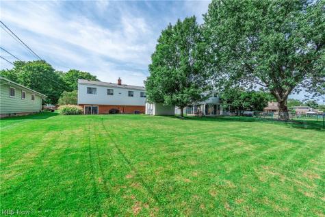 7643 Key West Drive Parma OH 44134