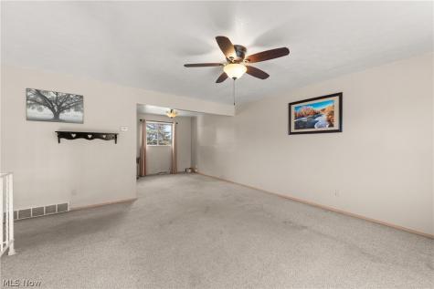7643 Key West Drive Parma OH 44134