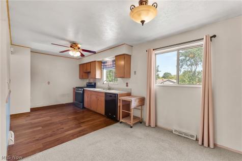 7643 Key West Drive Parma OH 44134