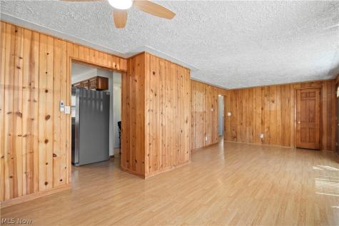 4885 Oster Road Sheffield Lake OH 44054