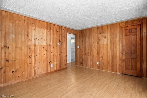 4885 Oster Road Sheffield Lake OH 44054