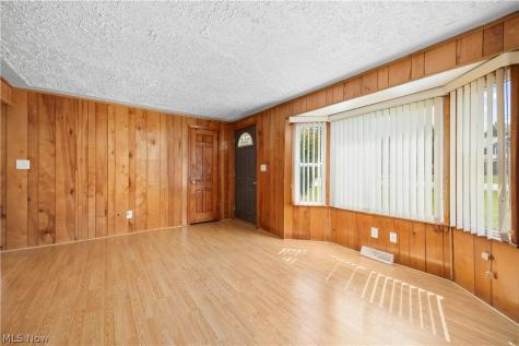 4885 Oster Road Sheffield Lake OH 44054