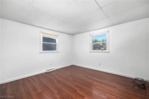 4885 Oster Road Sheffield Lake OH 44054