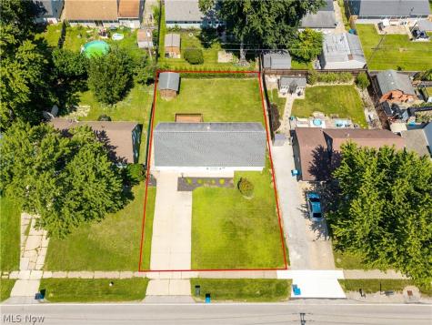 4885 Oster Road Sheffield Lake OH 44054